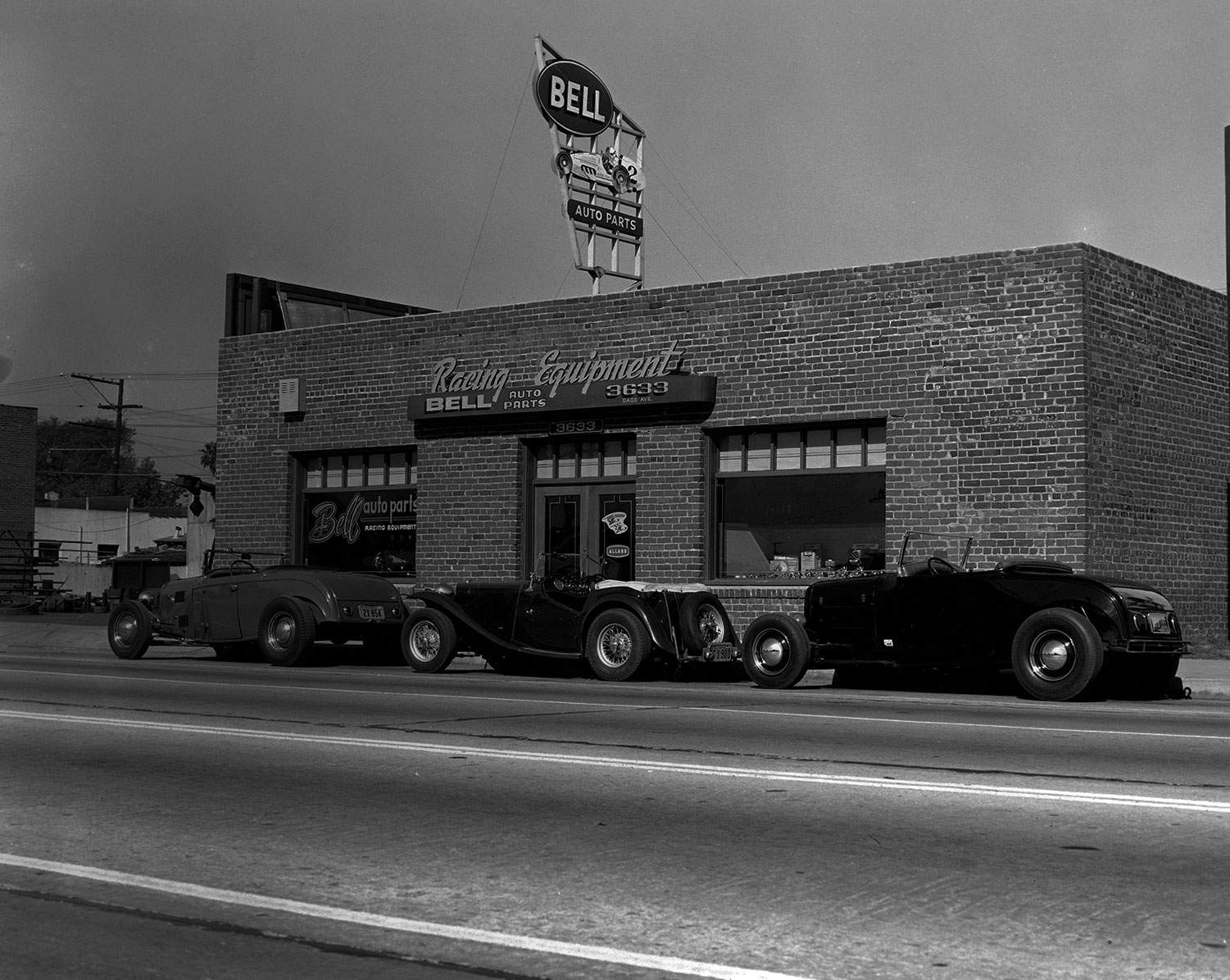 The History of Bell Racing