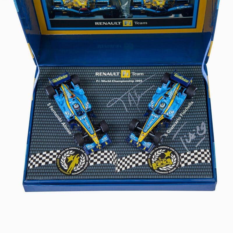 Renault F1 Team 1:43 Scale Model Duo - Signed-1:43 Scale Model-GPX Store -gpx-store