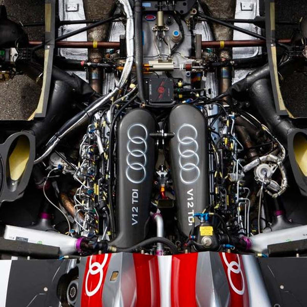 Audi R8 Engine V12
